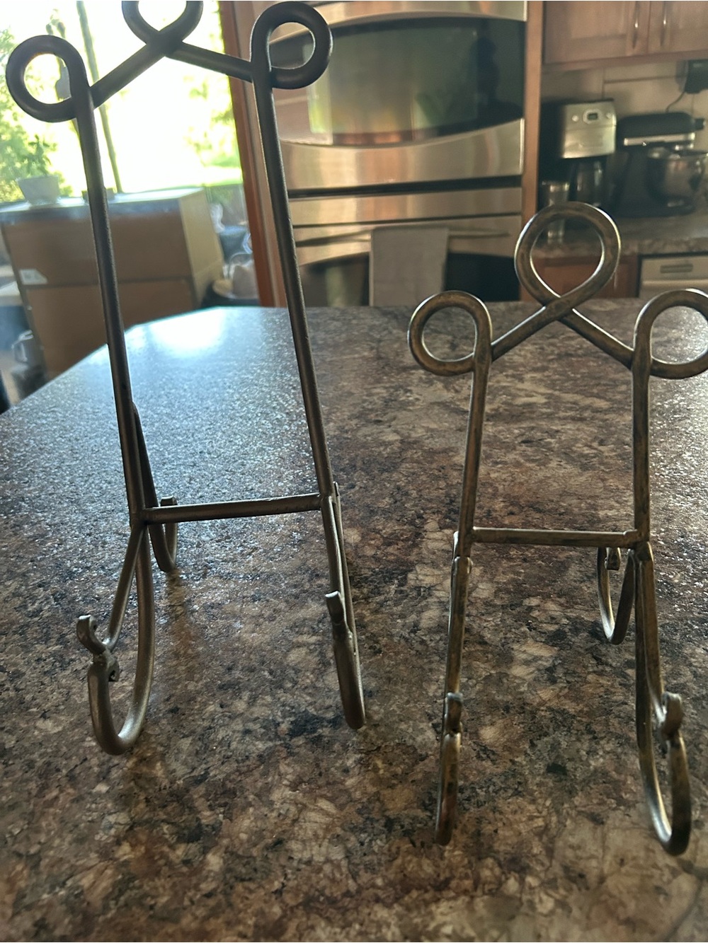Metal Display Easel Stand - Bronze Finish (Set of 2)